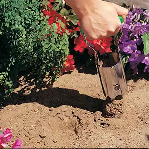 Gardeners Advantage Bulb Planter Gardeners Advantage Bulb Planter