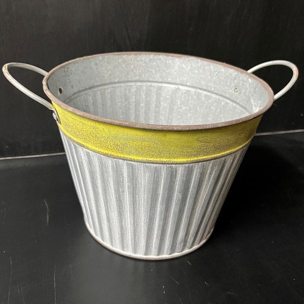 Tin Pots- Set Of 3 Tin Pots- Set Of 3